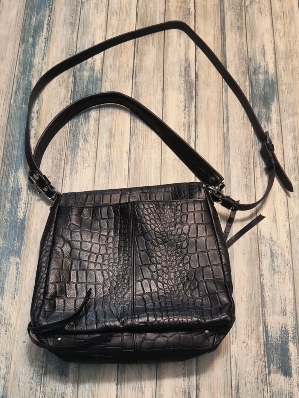 Aimee Kestenberg Leather Shoulder Bag -Fifth Avenue Black Croco - Picture 7 of 11